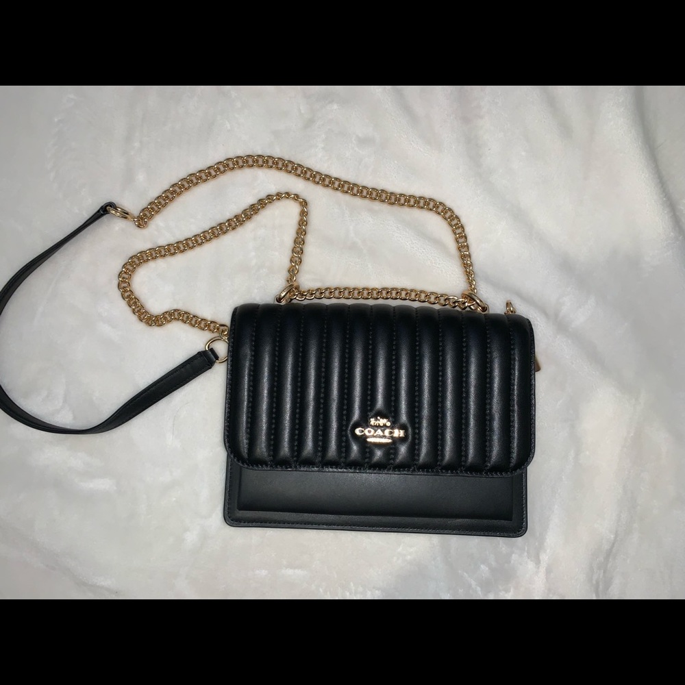 Klare Crossbody With Linear Quilting